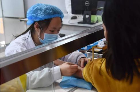 广州入职体检不合格在广州找人代替体检抽血操作起来困难吗？